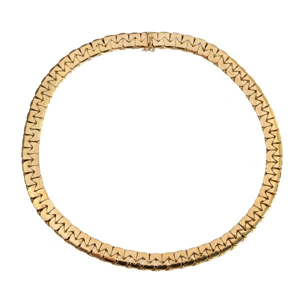 



CHAIN NECKLACE IN 18KT YELLOW GOLD 