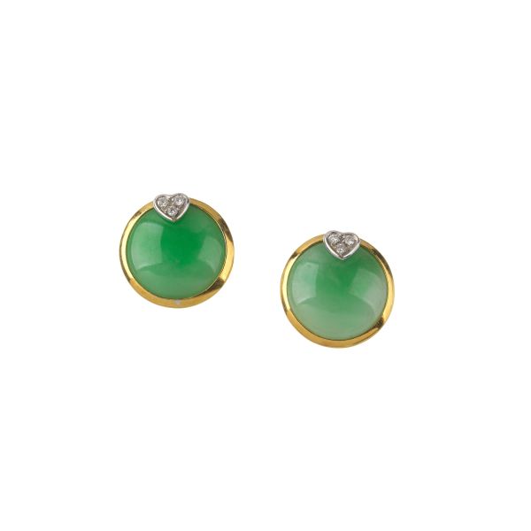 



JADE AND DIAMOND CLIP EARRINGS IN 18KT YELLOW GOLD