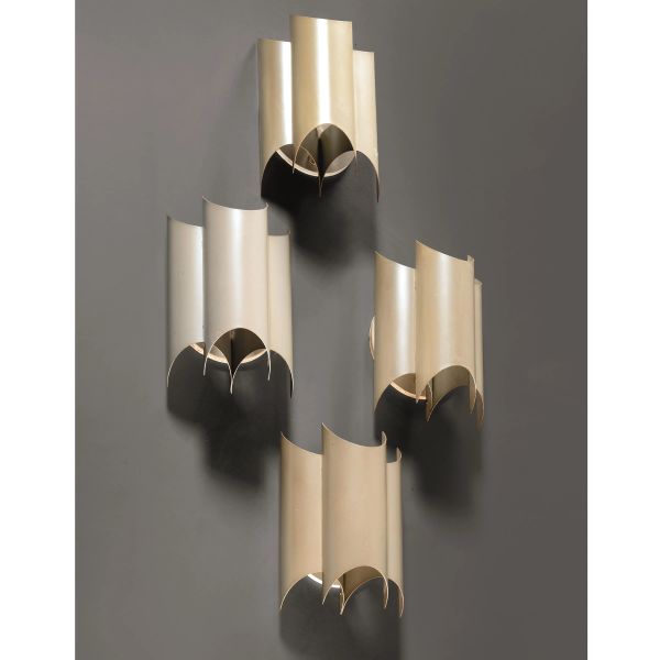 



FOUR WHITE LACQUERED METAL APPLIQUES 