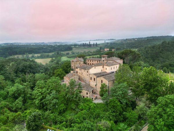 Castel Monastero, Castelnuovo Berardenga (SI)