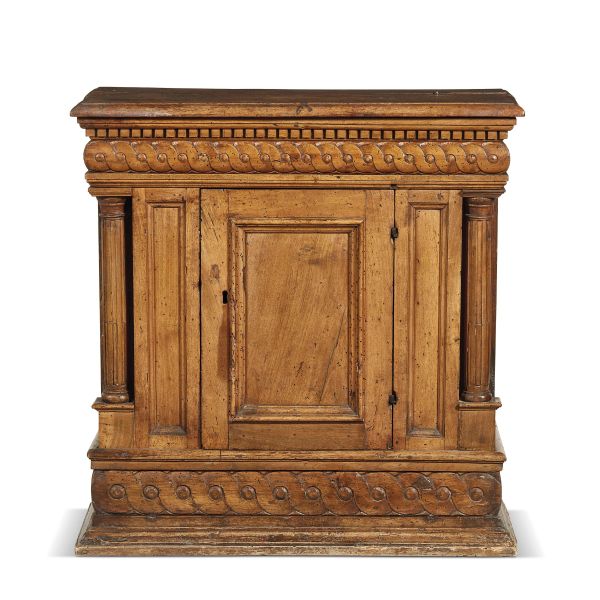 A TUSCAN SIDEBOARD, 16TH CENTURY