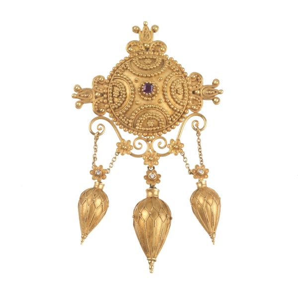 ARCHAEOLOGICAL STYLE GRANULATED PENDANT IN 18KT YELLOW GOLD