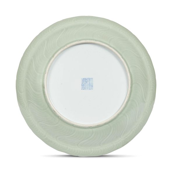 A PLATE, CHINA, QING DYNASTY, 18TH CENTURY