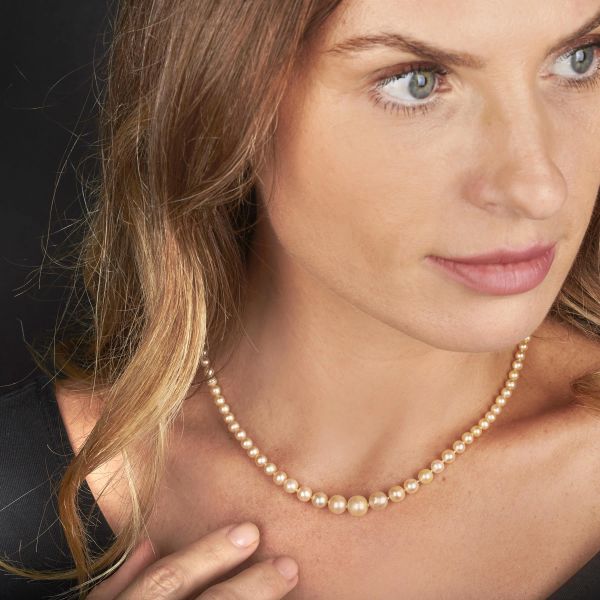 COLLANA DI PERLE NATURALI