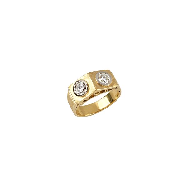 



DIAMOND RING IN 18KT YELLOW GOLD 