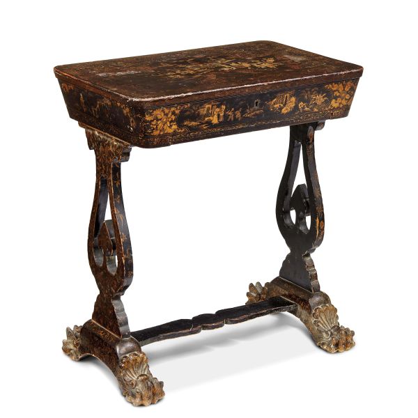 



TAVOLINO DA LAVORO, INGHILTERRA, SECOLO XIX 