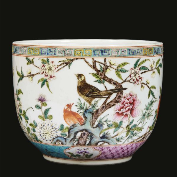 A BOWL, CHINA, LATE QING DYNASTY, 19TH-20TH CENTURIES