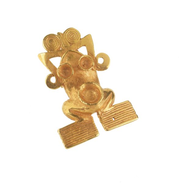 PRECOLUMBIAN-STYLED PENDANT IN 18KT YELLOW GOLD