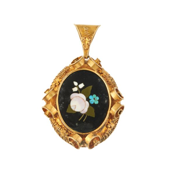 



PHOTO FRAME PENDANT IN 9KT GOLD