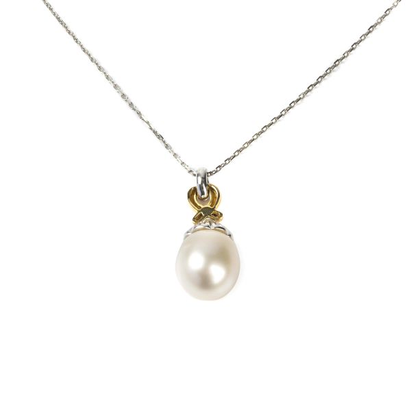 



COLLANA CON PERLA PENDENTE
