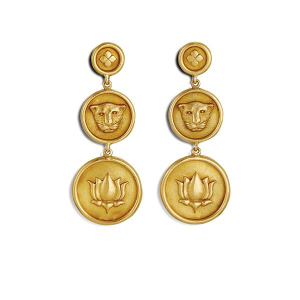 



GARRARD DROP EARRINGS IN 22KT GOLD