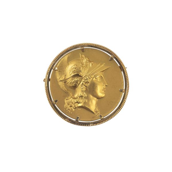 



MEDAL BROOCH IN 18KT YELLOW GOLD