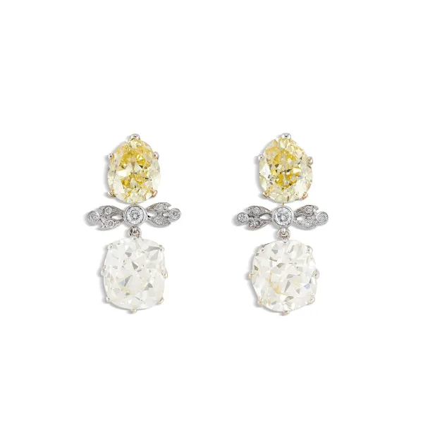 



FANCY INTENSE YELLOW DIAMOND DROP EARRINGS IN 18KT WHITE GOLD