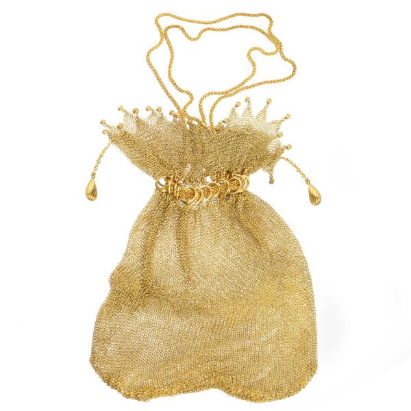 



MESH PURSE IN 18KT YELLOW GOLD