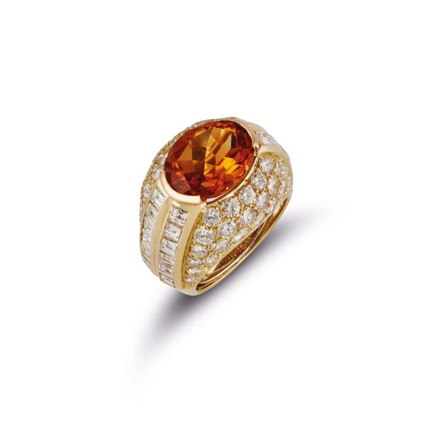 



CITRINE QUARTZ AND DIAMOND RING IN 18KT YELLOW GOLD