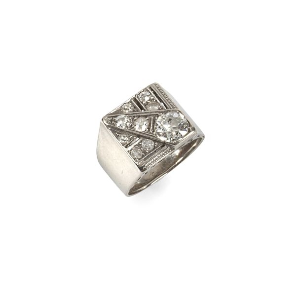 



ANELLO A FASCIA CON DIAMANTI