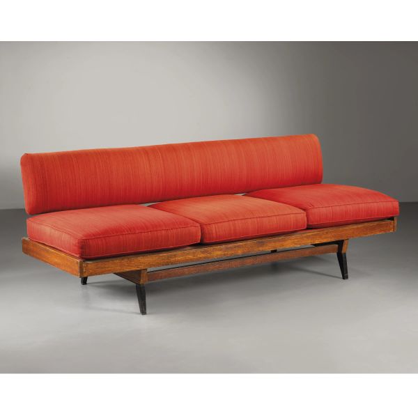 



SOFA, WOODEN STRUCTURE, RED FABRIC UPHOLSTERED CUSHIONS