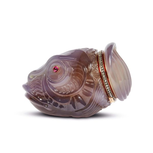 



A RUSSIAN SNUFF-BOX, EARLY 20TH CENTURY