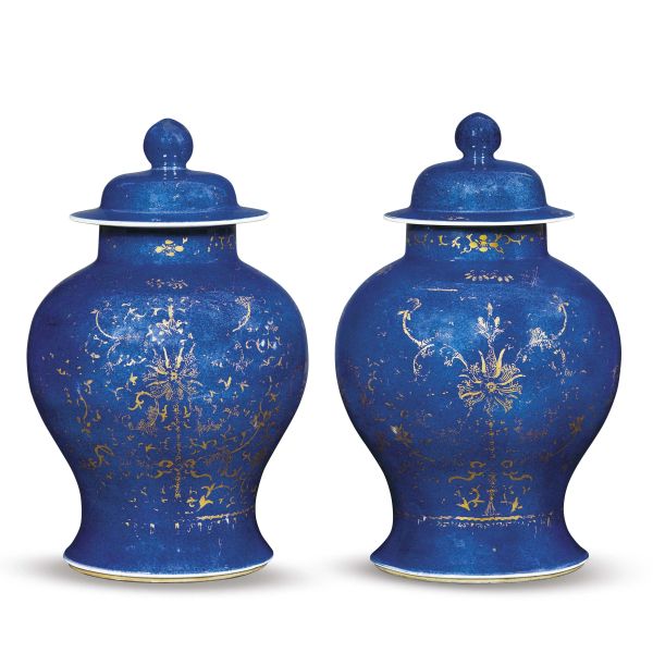 A PAIR OF POTICHE WITH LIT, CHINA, QING DYNASTY, 19TH CENTURY