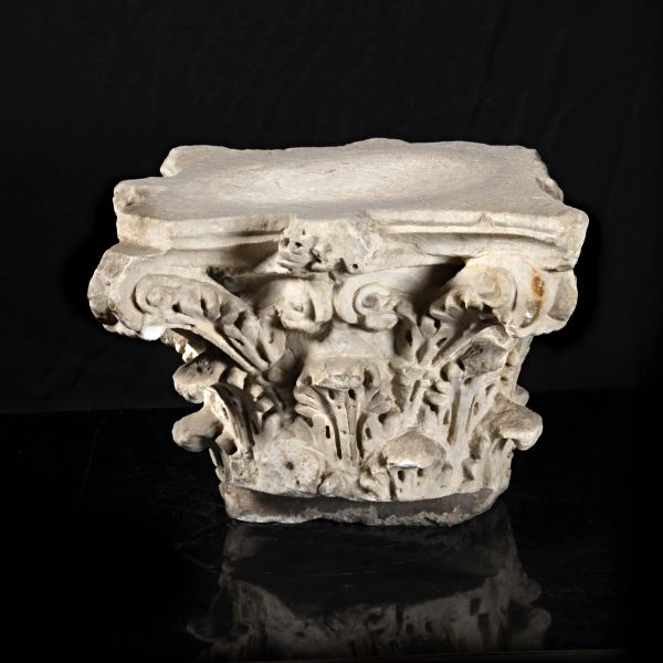 



CAPITELLO CORINZIO
