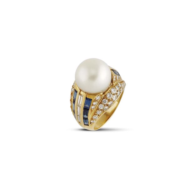 PEARL SAPPHIRE AND DIAMOND RING IN 18KT YELLOW GOLD