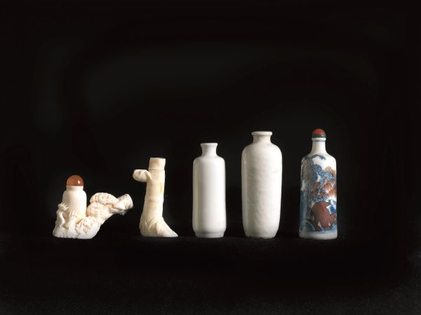 CINQUE SNUFF BOTTLES, CINA, SECC. XIX-XX