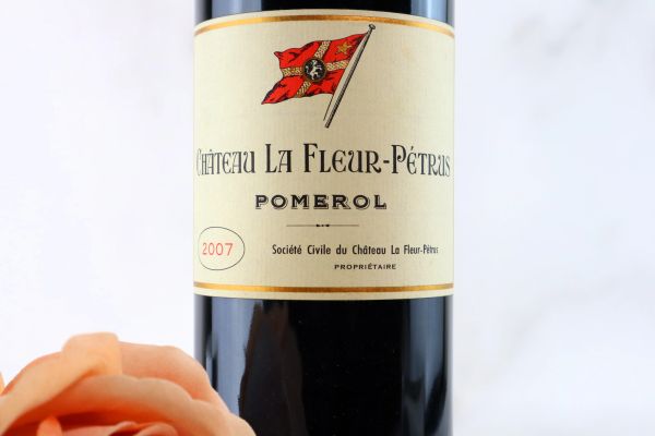 



Ch&acirc;teau La Fleur-P&eacute;trus 2007 