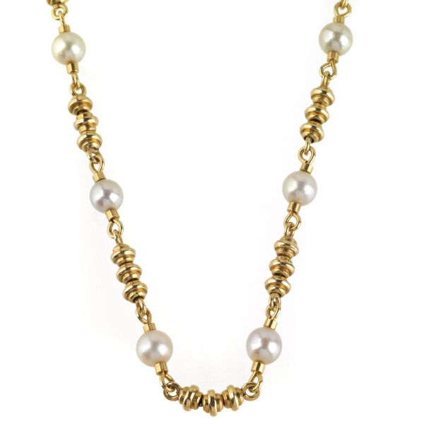LONG PEARL CHAIN NECKLACE IN 18KT YELLOW GOLD