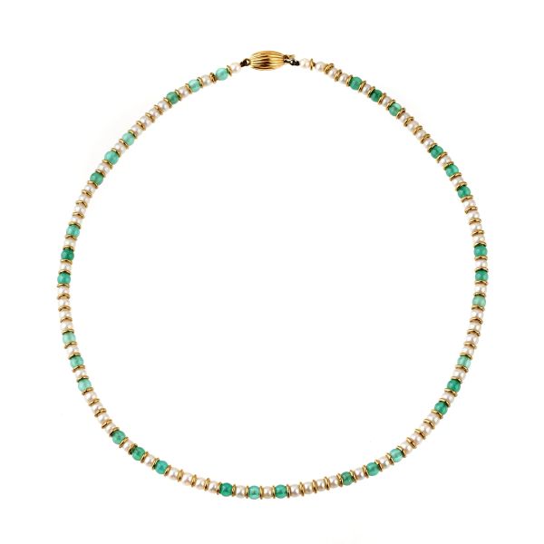 



PEARL AND CHALCEDONY NECKLACE IN 18KT YELLOW GOLD