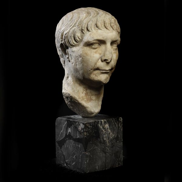 RITRATTO IMPERATORE TRAIANO