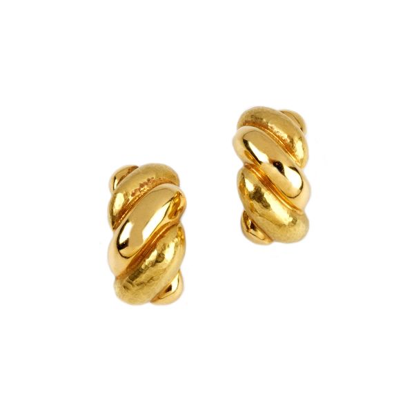 



ROPE CLIP EARRINGS IN 18KT YELLOW GOLD