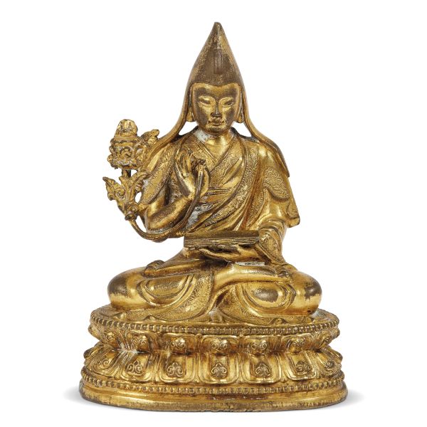A GILDED BRONZE TSONGKHAPA, CHINA, QING DYNASTY, 18TH CENTURY