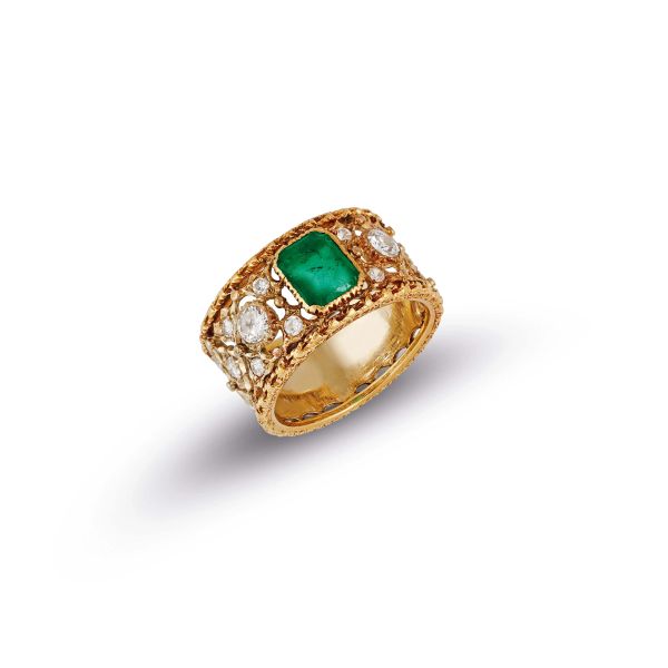 BUCCELLATI ANELLO A FASCIA CON SMERALDO E DIAMANTI