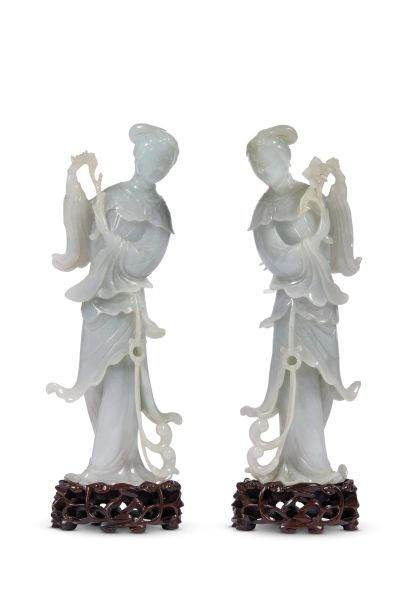 A PAIR OF FIGURES, CHINA, 20TH CENTURY