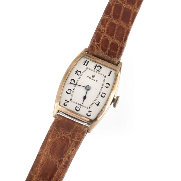 Rolex - 



ROLEX 9KT YELLOW GOLD WRISTWATCH