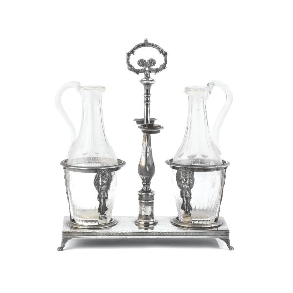 A SILVER CRUET, NAPLES, BEGINNINGS 19TH CENTURY