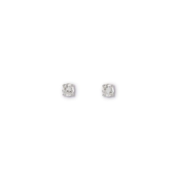 



DIAMOND STUD EARRINGS IN 18KT WHITE GOLD