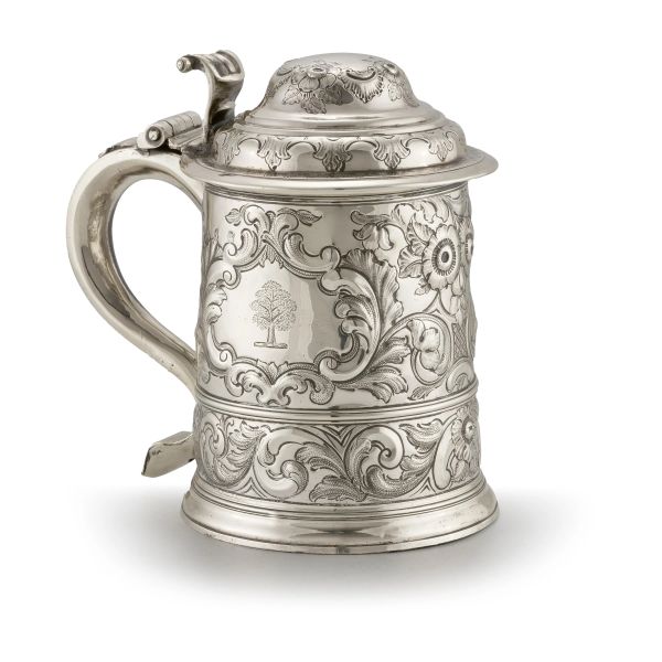 A STERLING SILVER TANKARD, LONDON, 1728, MARK OF HUMPHREY PAYNE