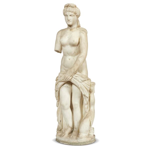 Central Italian, 17th century, The toilet of Venus, marble, 114x36x31 cm