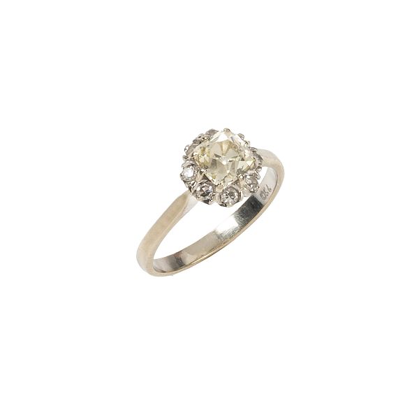 OLD MINE CUT DIAMOND RING IN 18KT WHITE GOLD