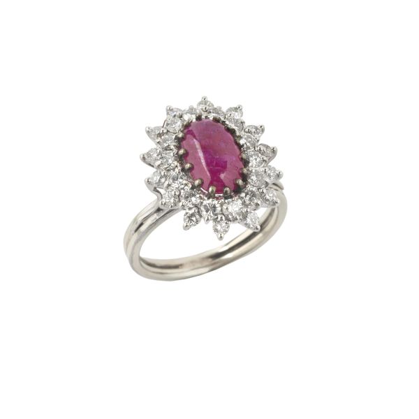 CABOCHON RUBY AND DIAMOND RING IN 18KT WHITE GOLD