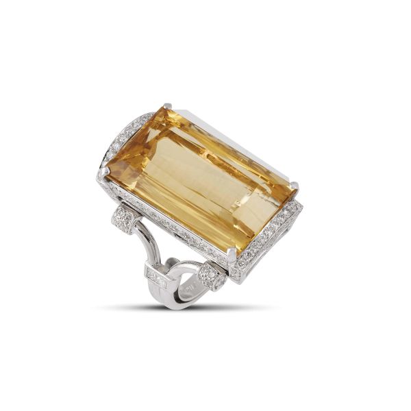 BIG CITRINE QUARTZ AND DIAMOND RING IN 18KT WHITE GOLD
