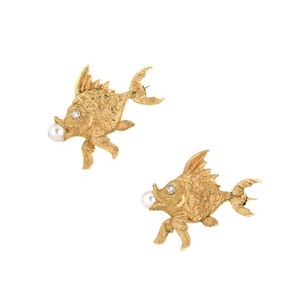 PAIR OF FISH BROOCHES IN 18KT ROSE GOLD