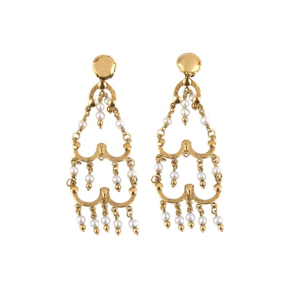 



PEARL CHANDELIER EARRINGS IN 18KT YELLOW GOLD