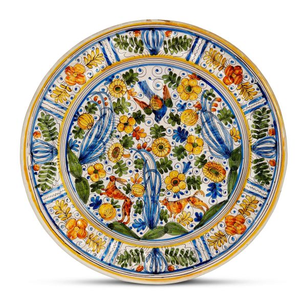 



A CHARGER, PAVIA, EARLY 18TH CENTURY