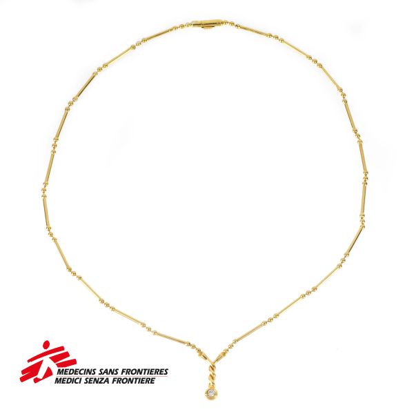 DIAMOND NECKLACE IN 18KT YELLOW GOLD