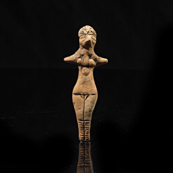 



STATUETTA DEA MADRE