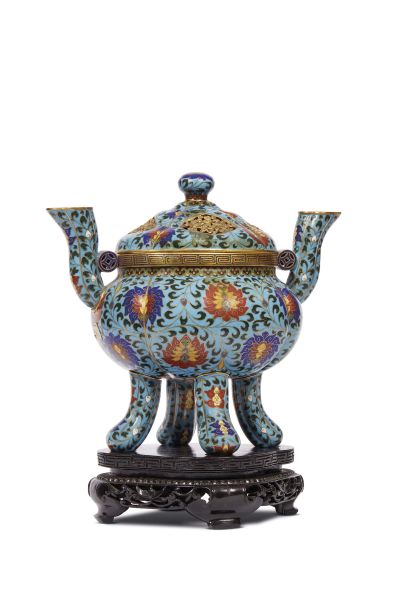 A CENSER WITH COVER, CHINA, QING DYNASTY, 19TH-20TH CENTURIES