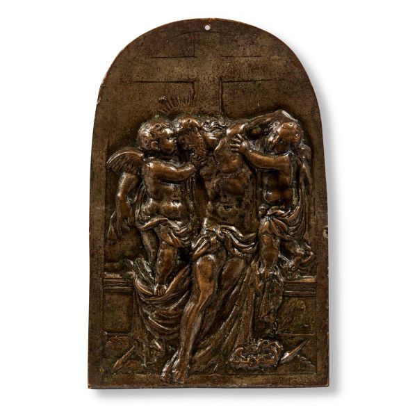 



Veneto, 16th century, Dead Christ supported by two Angels, bronze