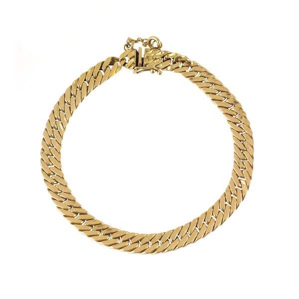 CURB BRACELET IN 18KT YELLOW GOLD